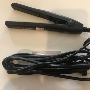 Sedu mini flat iron with travel case